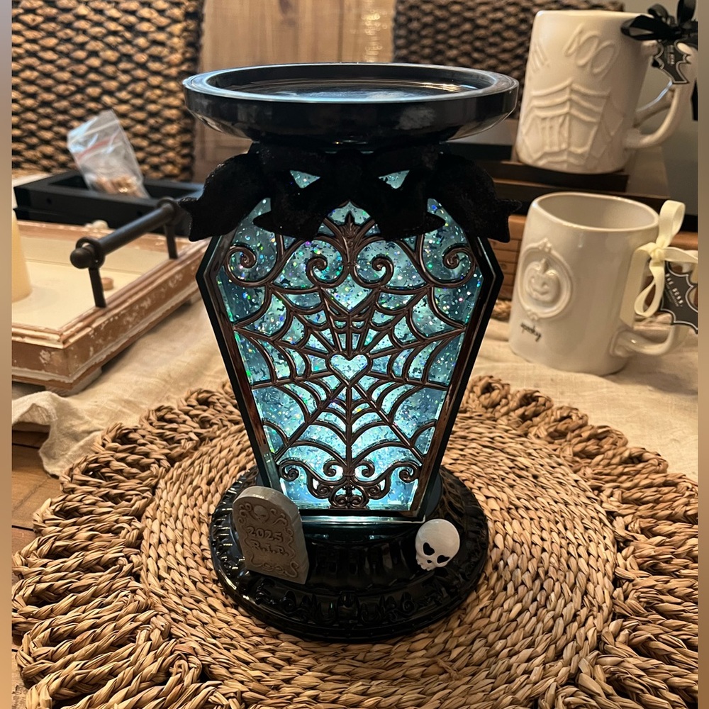 BBW 3 wick candle holder/halloween